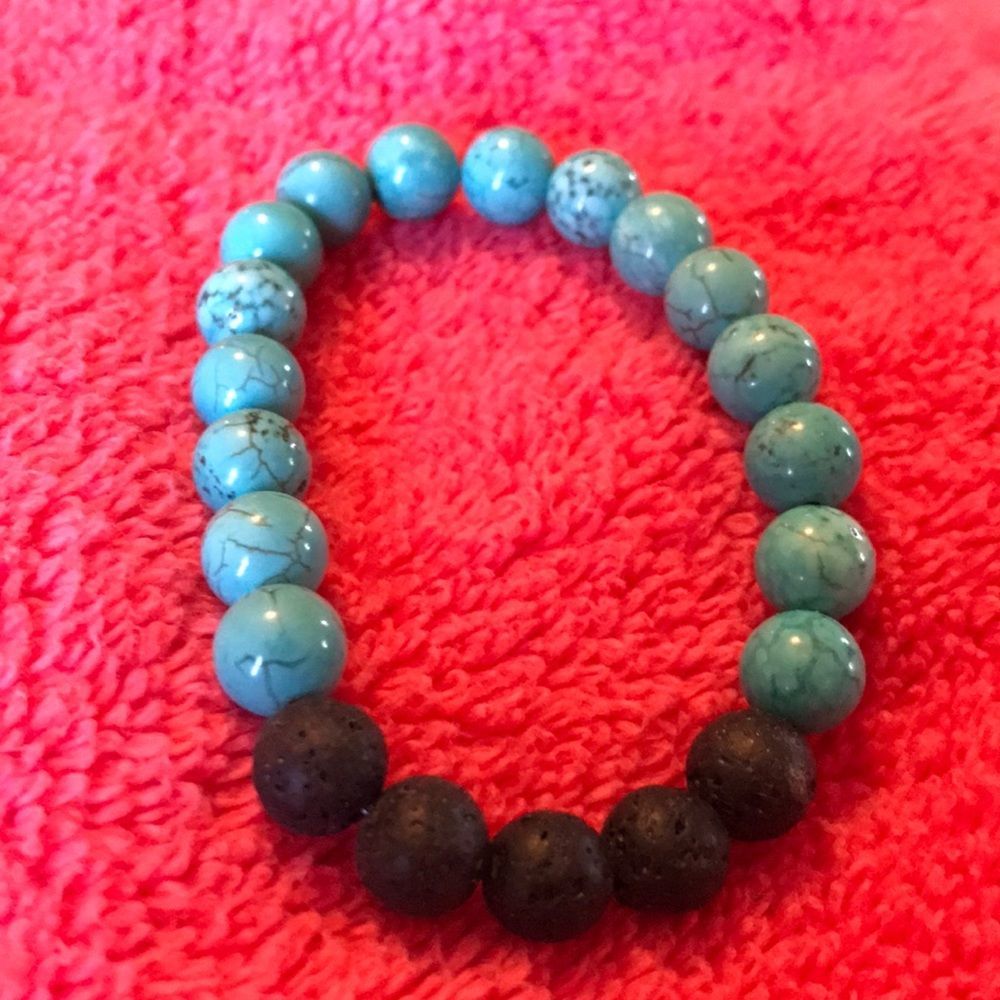 Essential oil diffuser bracelet